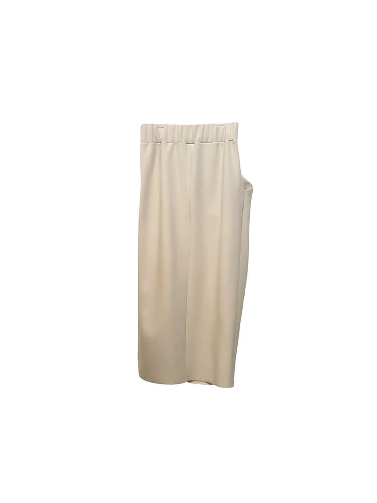 GDeL Less Line Asymmetrical Zip-Up Skirt (Cream) — vue 13