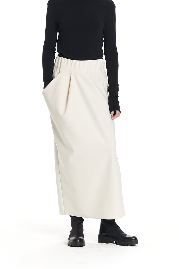 GDeL Less Line Asymmetrical Zip-Up Skirt (Cream) — vue 3