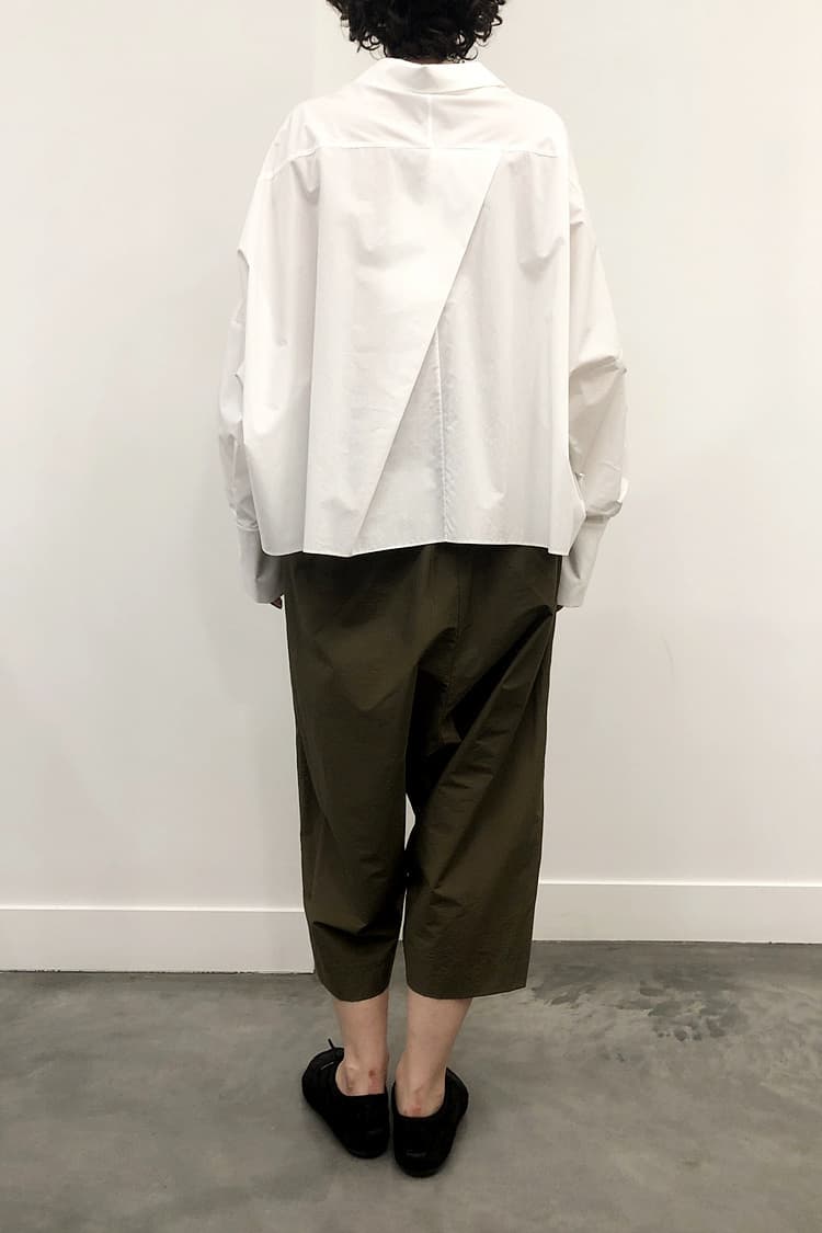 GDeL Asymmetrical Wide Shirt (White) — vue 5