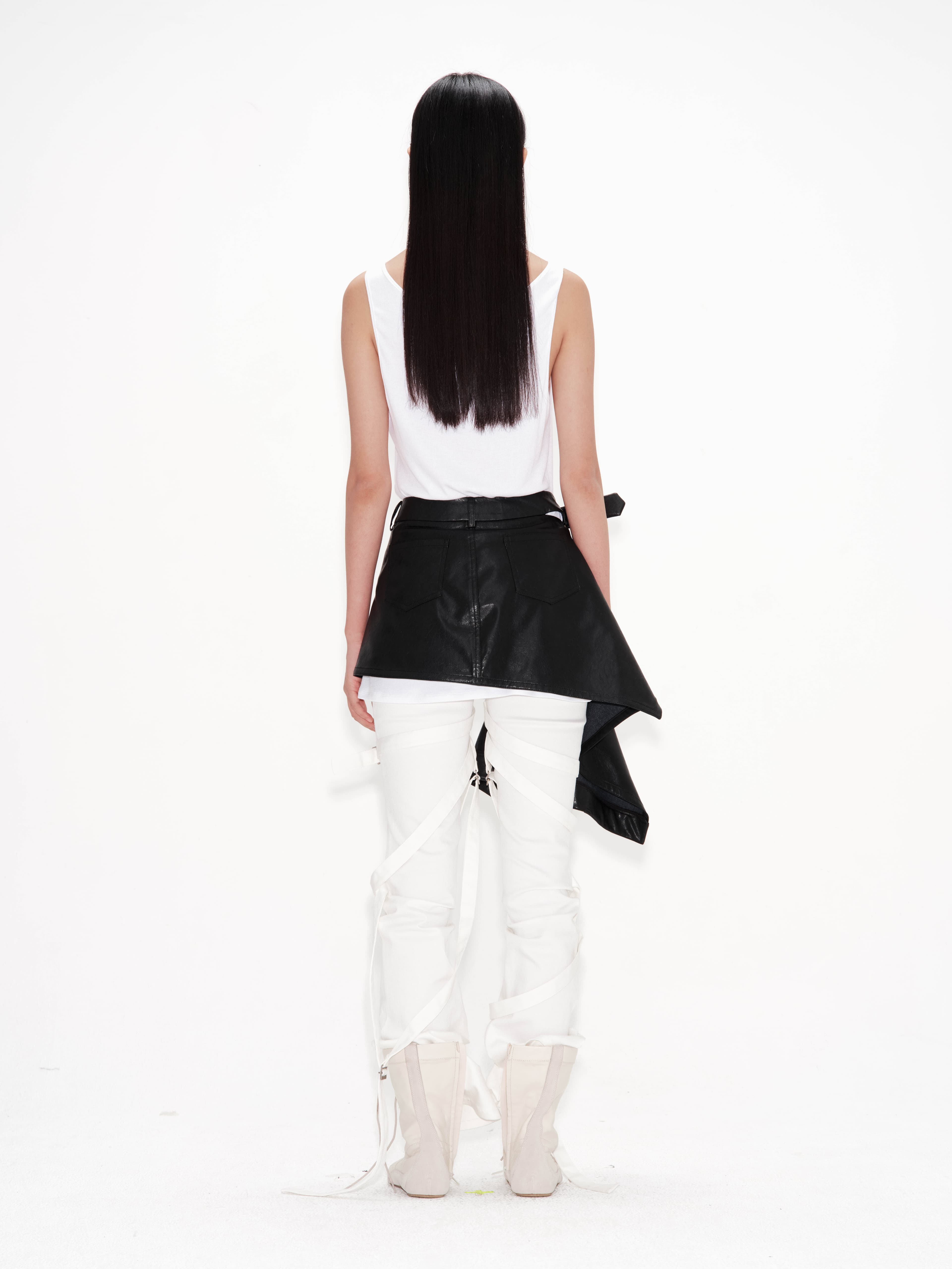 Pants Detail Flare Skirt — vue 3