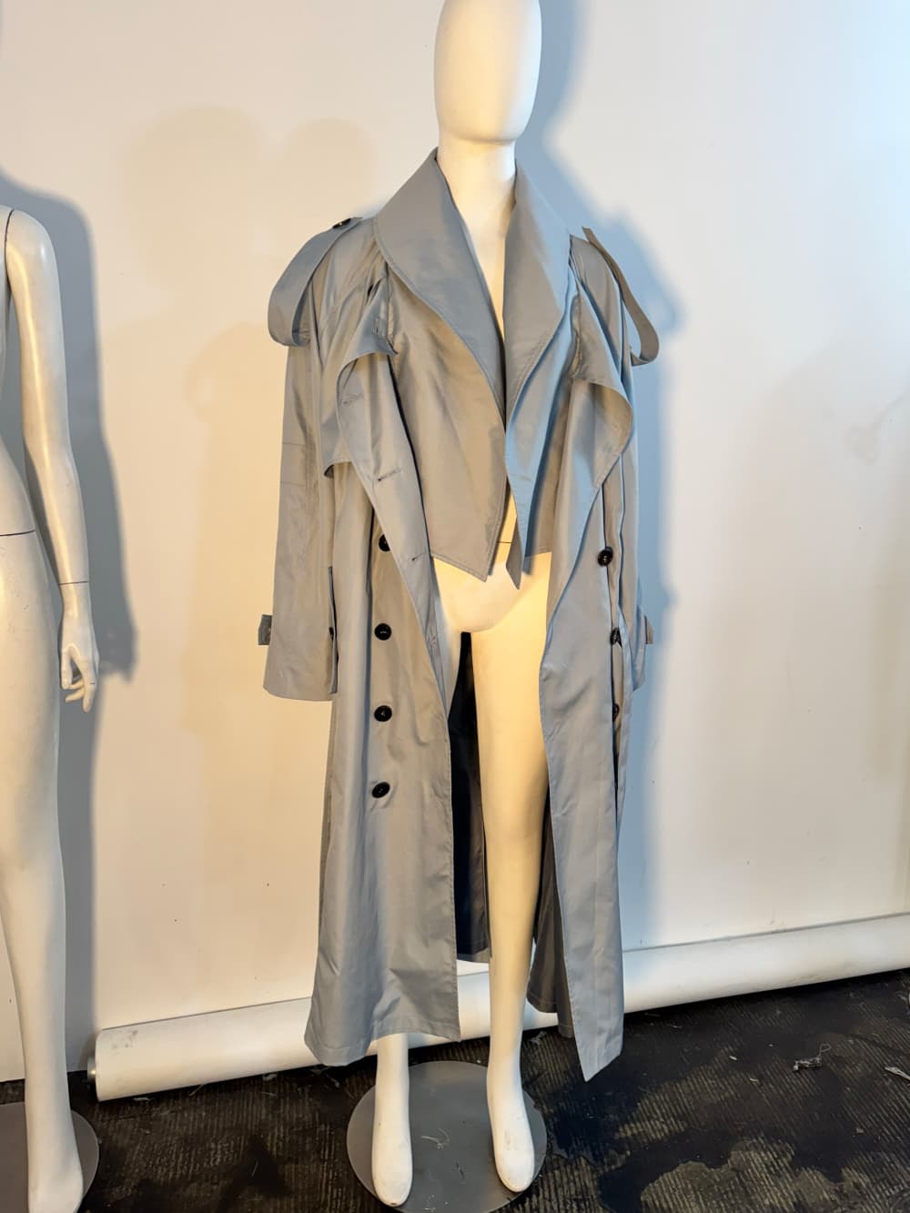 Convertible Raglan Oversized Trench Coat — vue 15