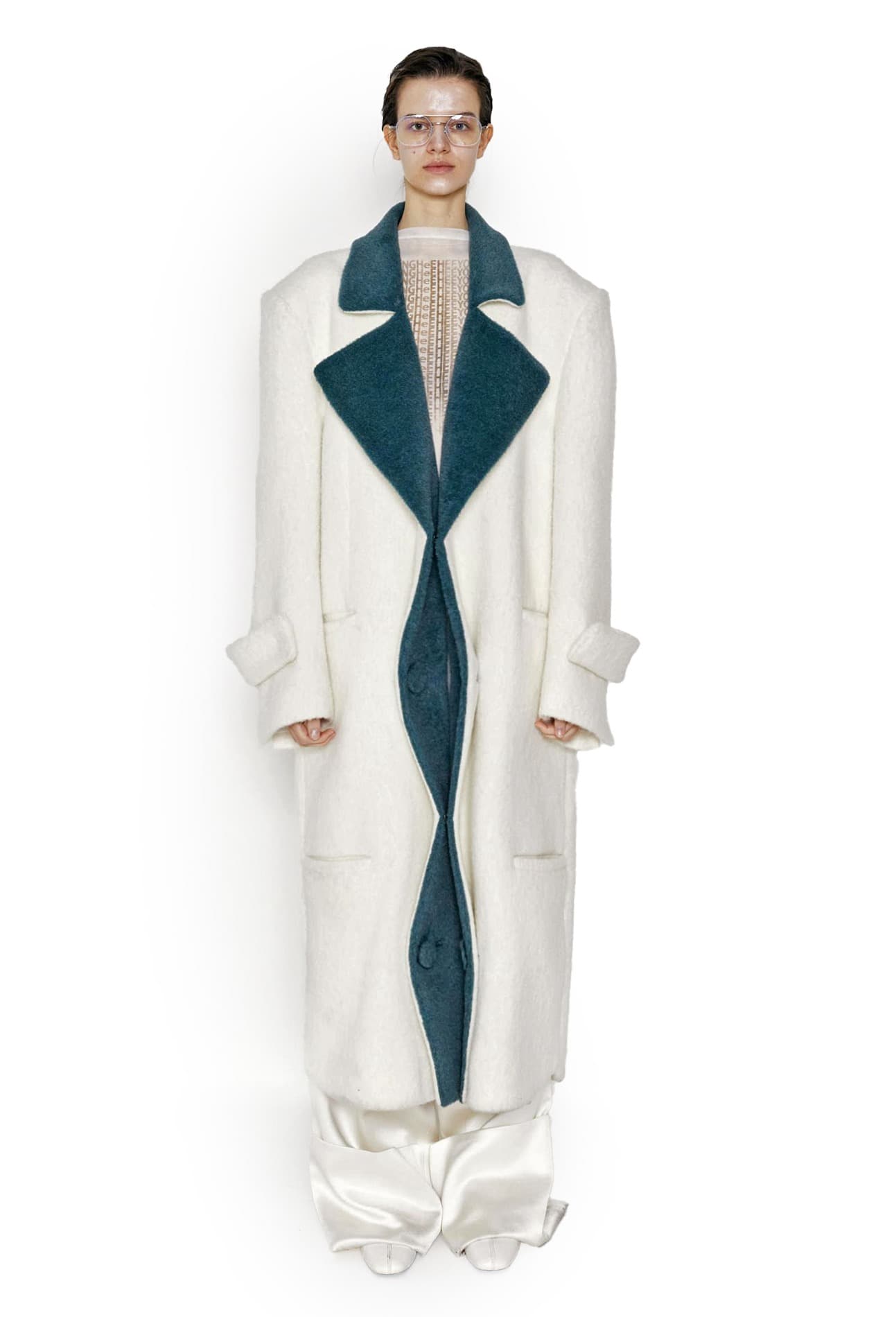 Petal Cashmere Coat — vue 1