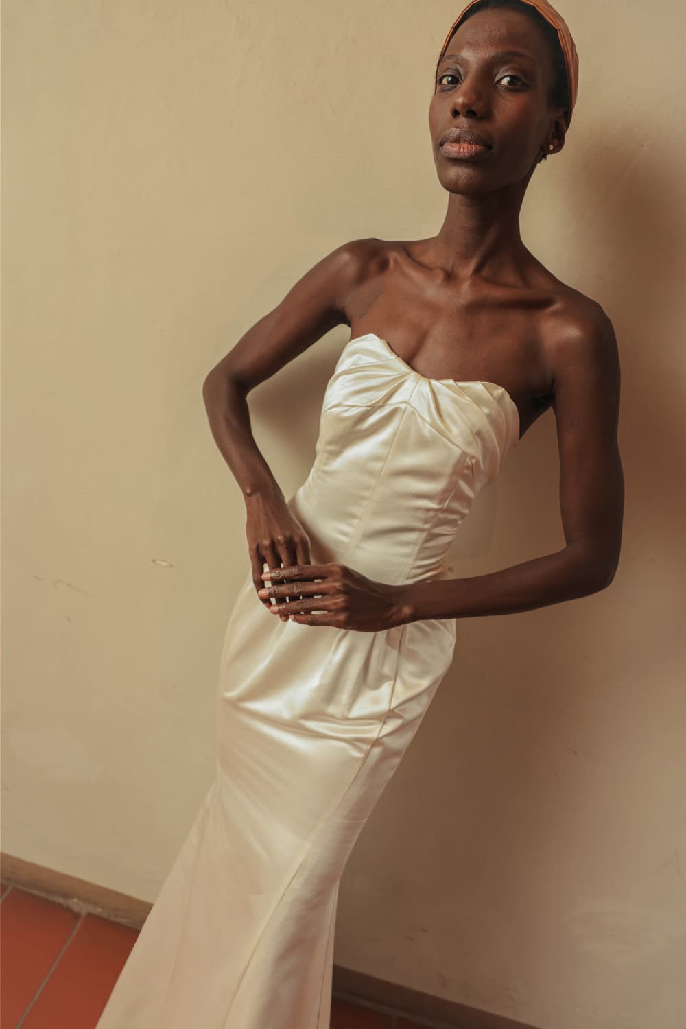 Ruched Bust Silk Mikado Mermaid Dress — vue 2