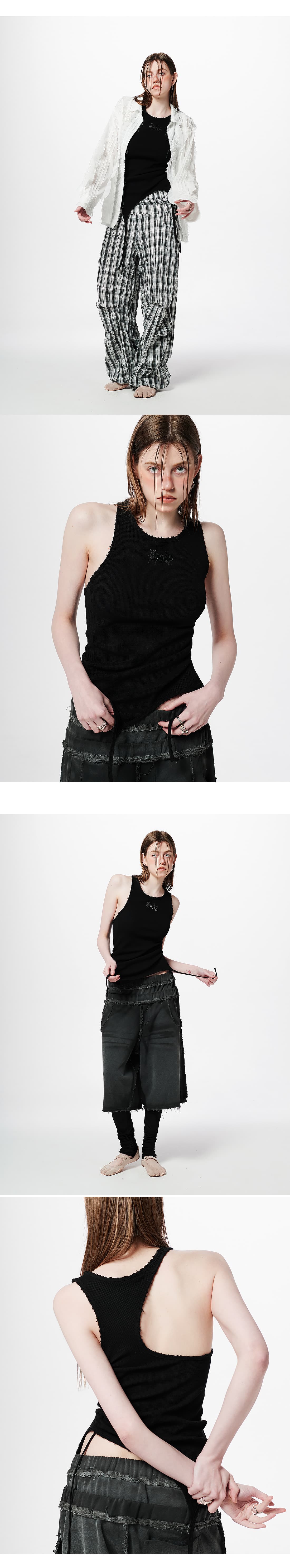 Back Slit Waffle Shirring Top _ Black — vue 4