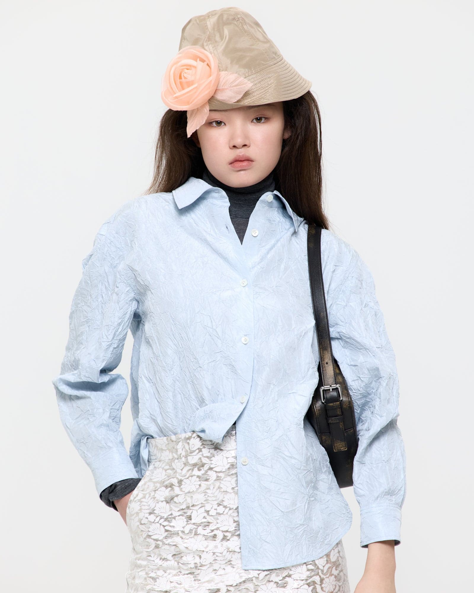 Light Blue Creased Silk Taffeta Shirt — vue 5