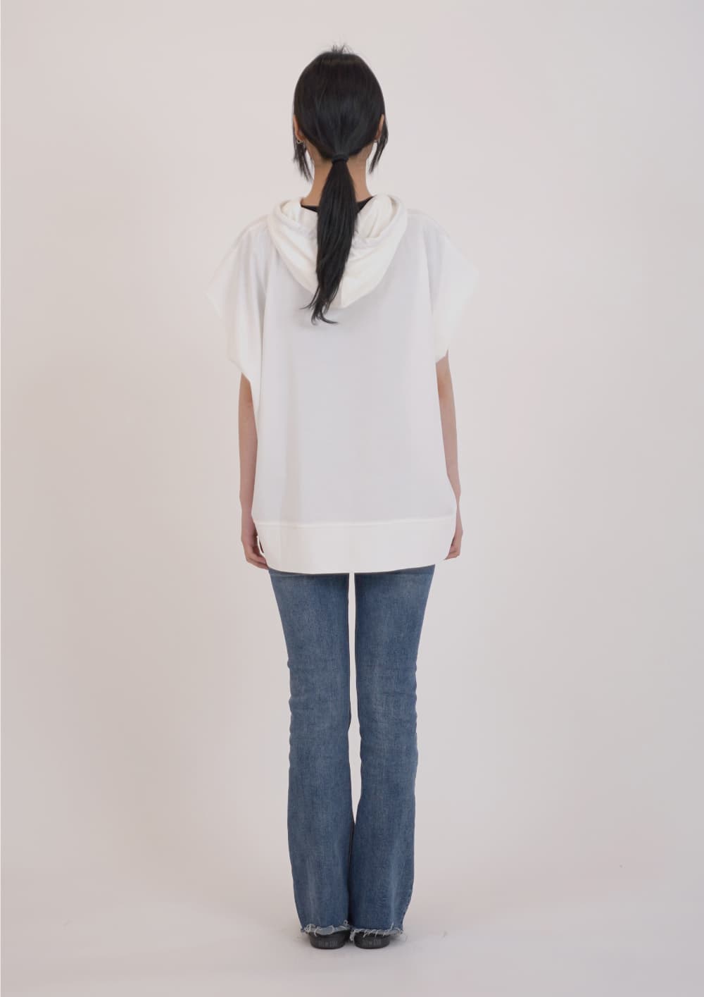 Elegance Embroidered Short-Sleeve T-Shirt — vue 4