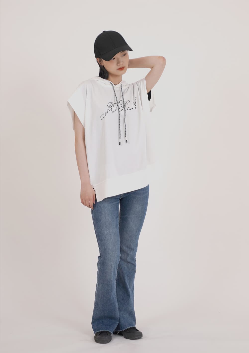 Elegance Embroidered Short-Sleeve T-Shirt — vue 7