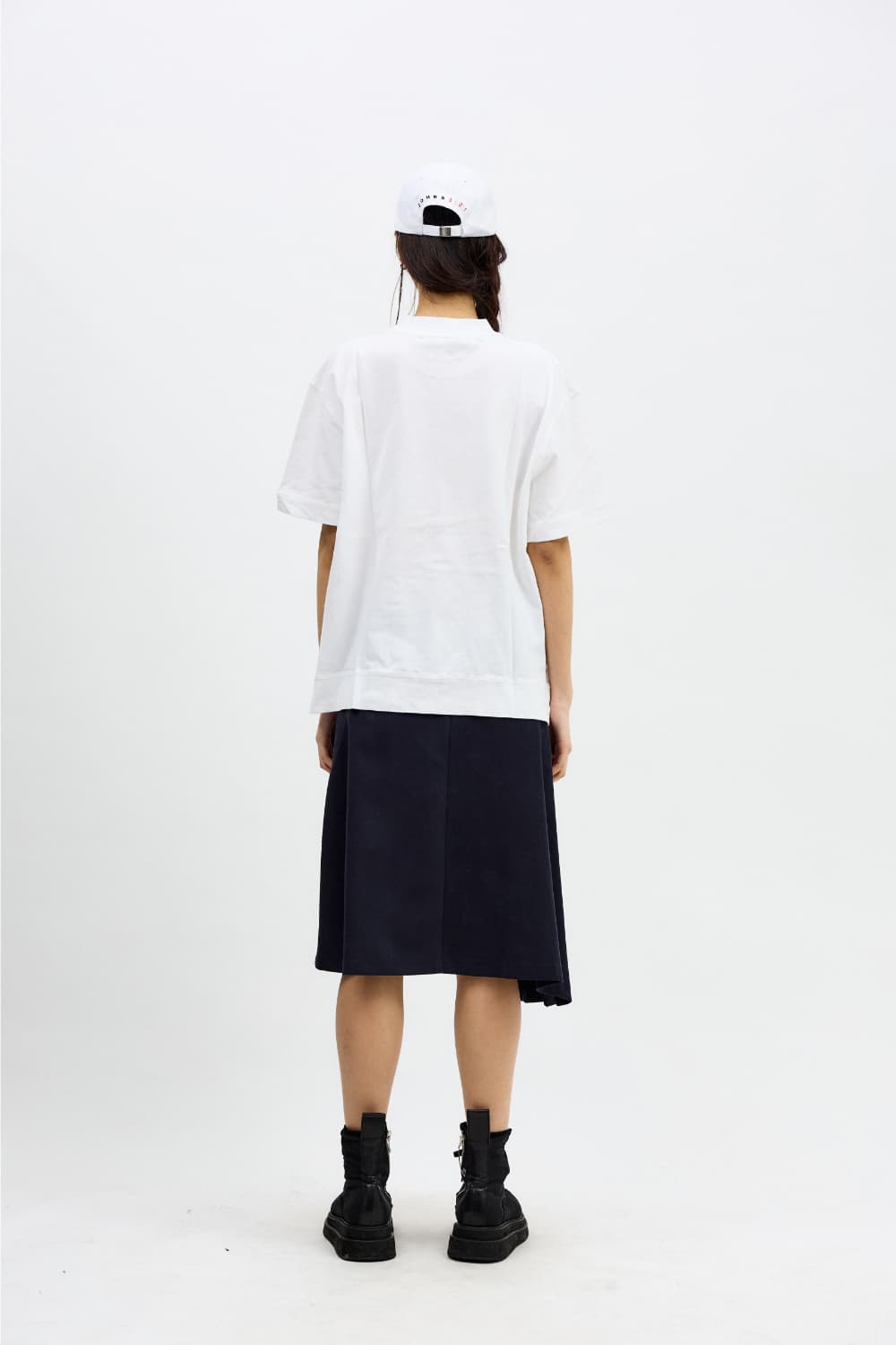 Smile T-Shirt — vue 3