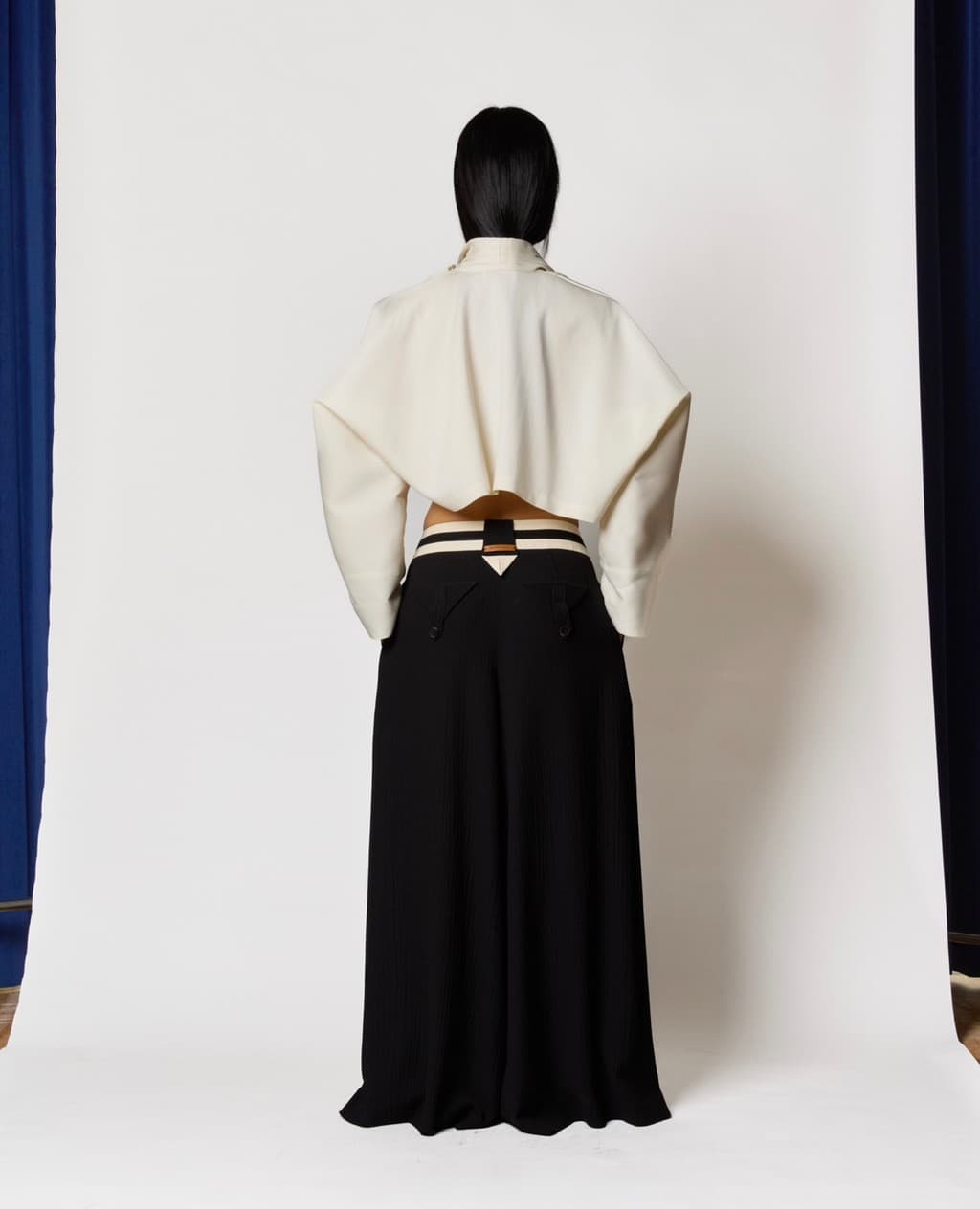 Archive Deadstock Collection (90s) - TR Column Signature Tuck Pants — vue 6