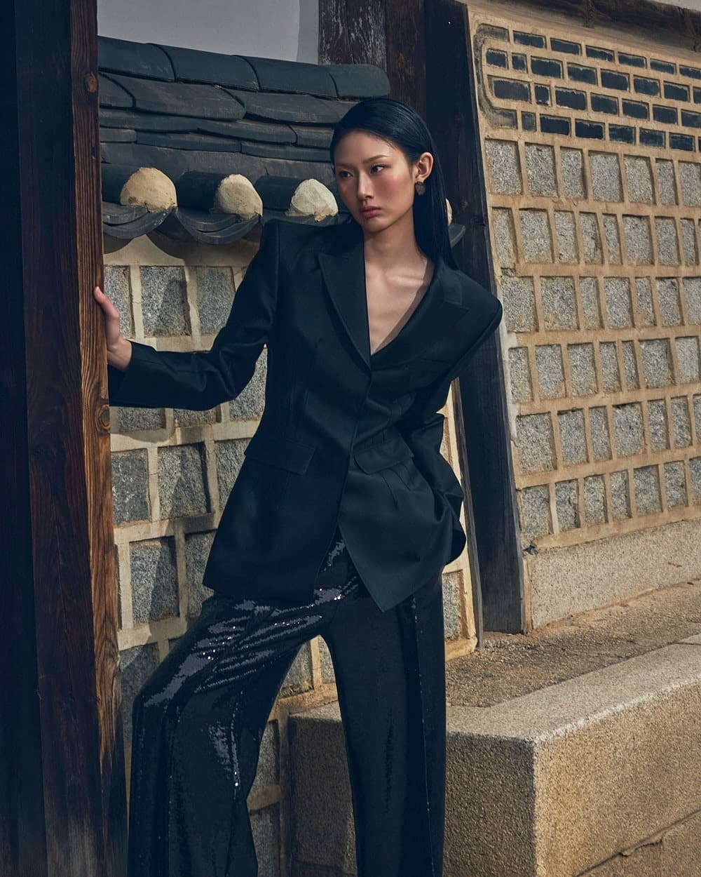 Wool-Silk Tailored Jacket (Black) — KSH52O2JK024 — vue 6