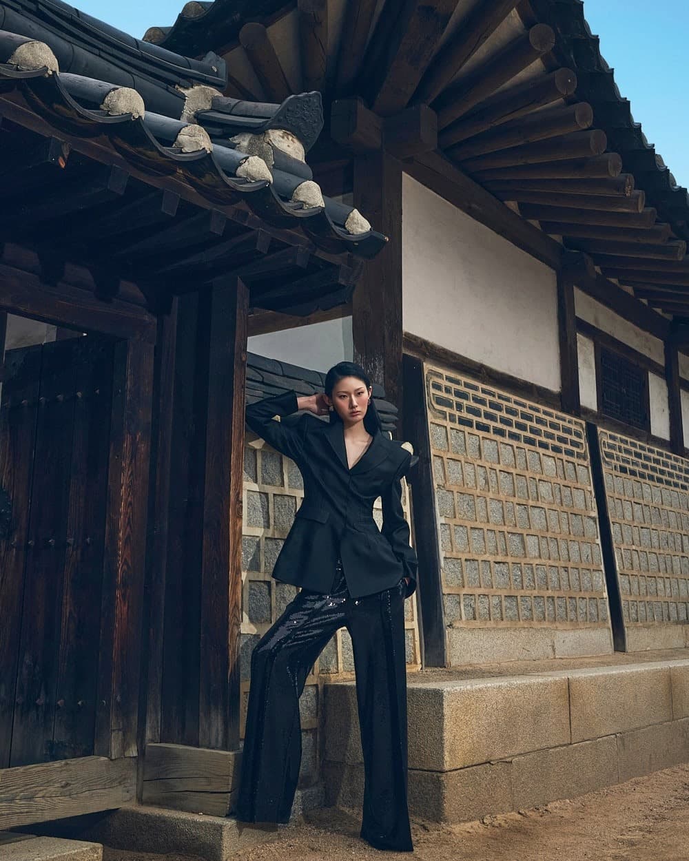 Wool-Silk Tailored Jacket (Black) — KSH52O2JK024 — vue 8