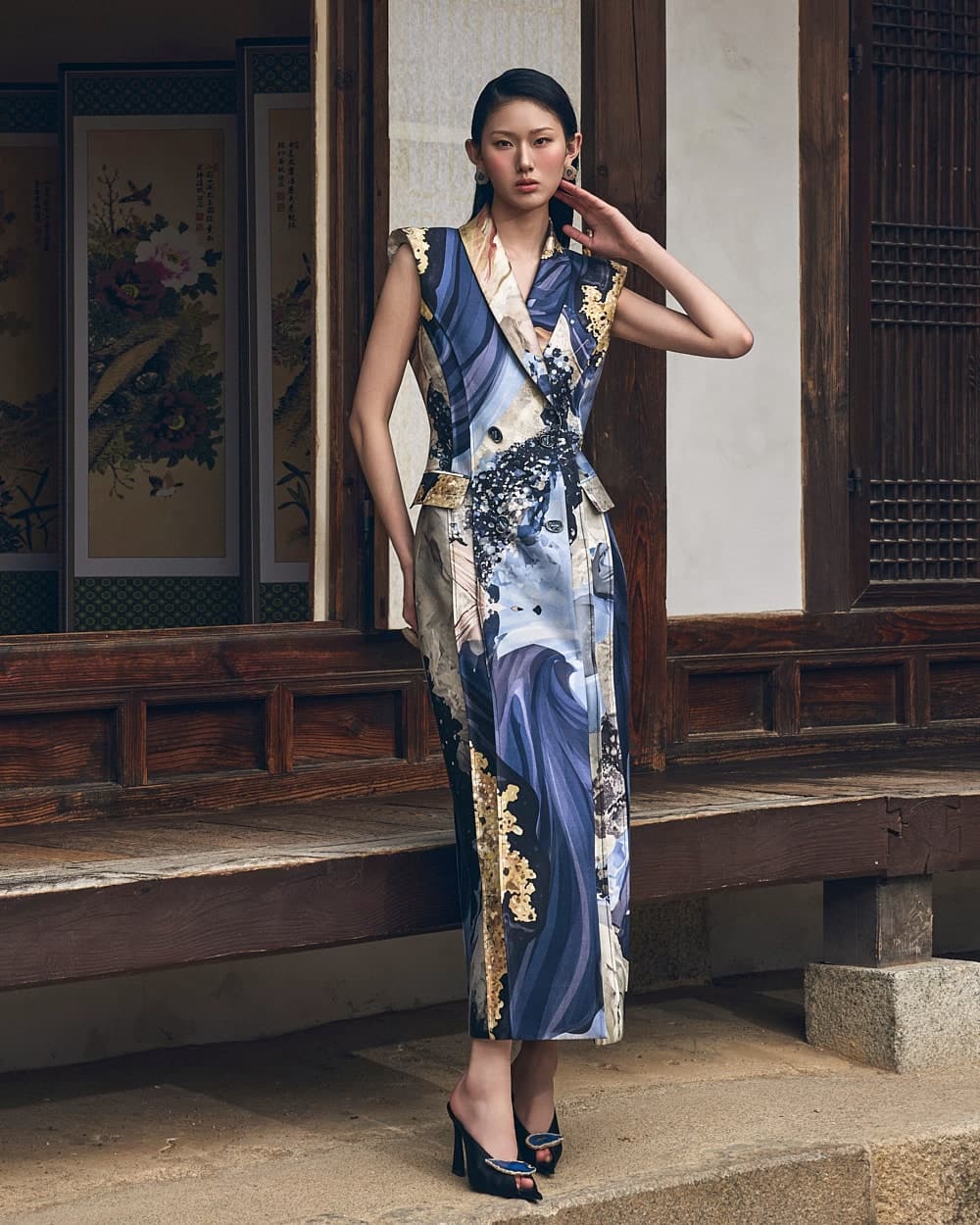 Robe en laine et soie (imprimé bleu) — vue 9