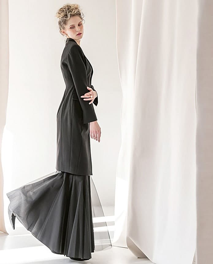 Polyester Skirt — vue 3