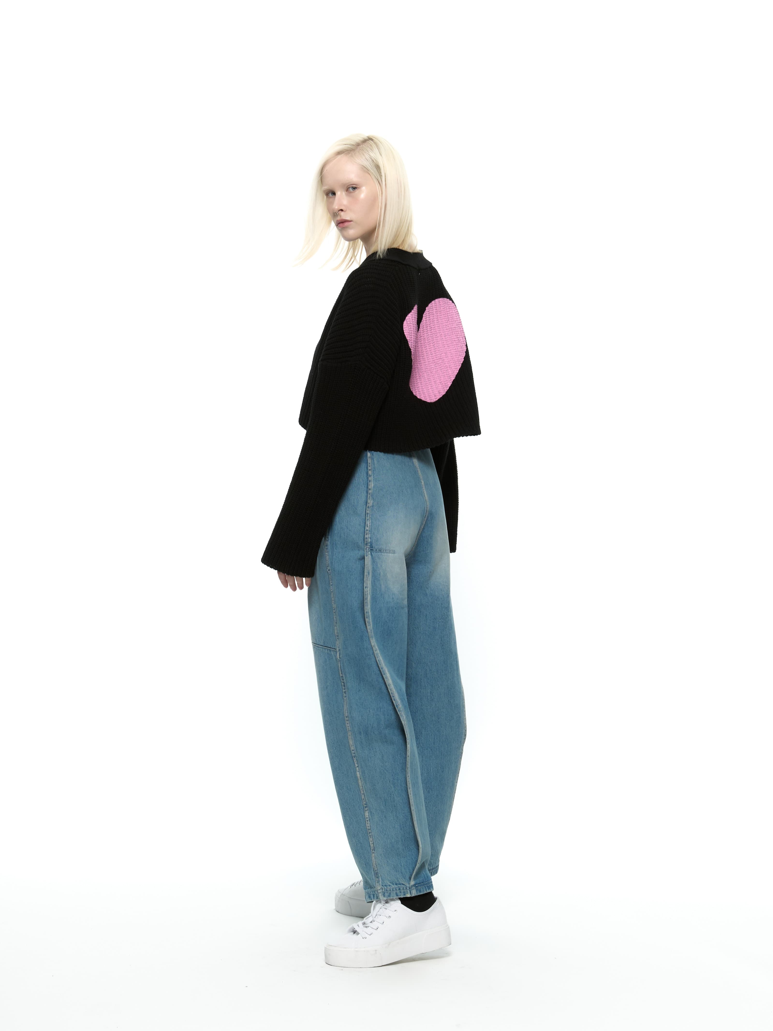 Heart Crop Cardigan (Black) — vue 12