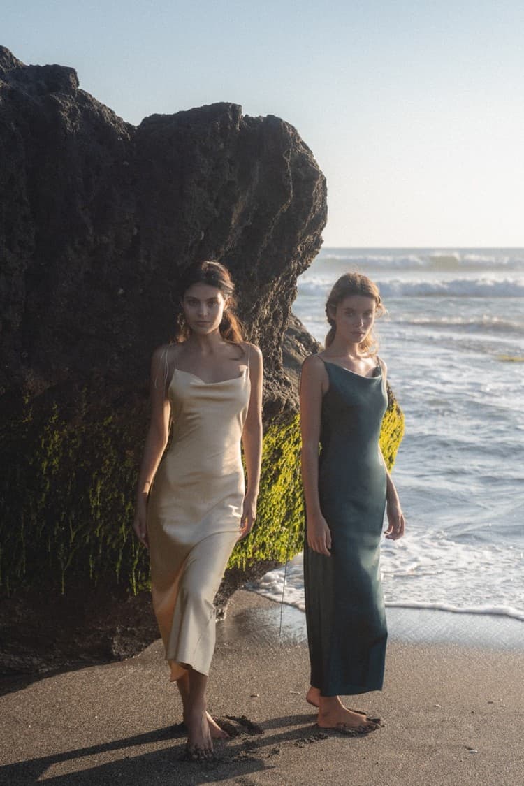 Kristen Gold Satin Slip Dress — vue 11