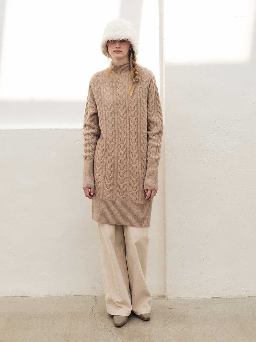 RTF WOOL HALF NECK CABLE KNIT DRESS_BEIGE — vue 3