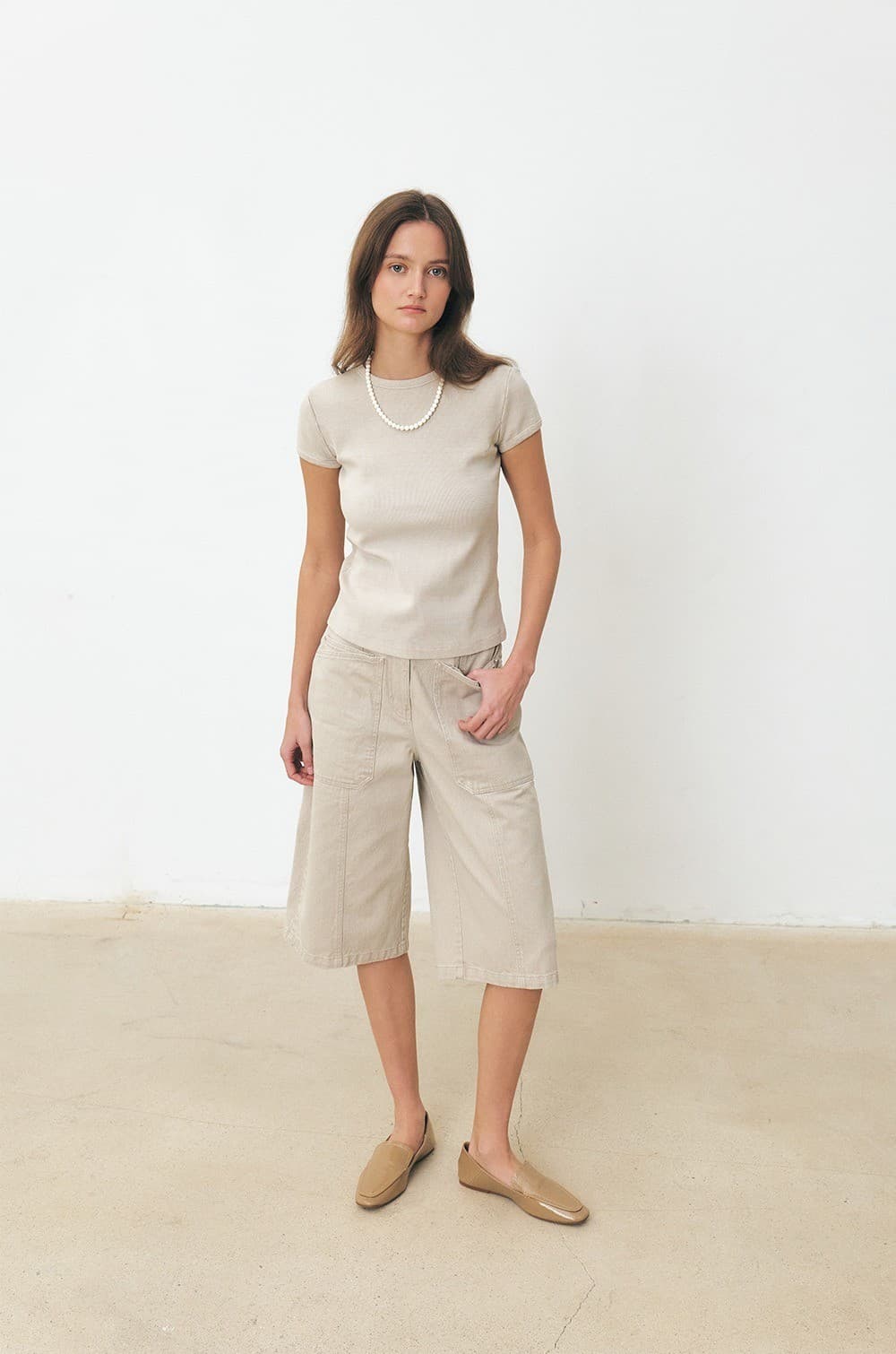 TFS RIVET WASHED SHORT PANTS_BEIGE — vue 5