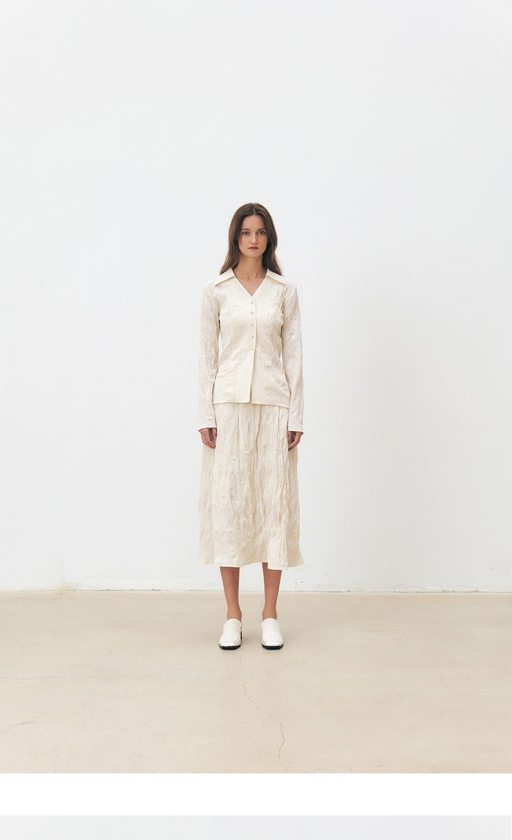 TFS FLARE CREASED SKIRT_IVORY — vue 9