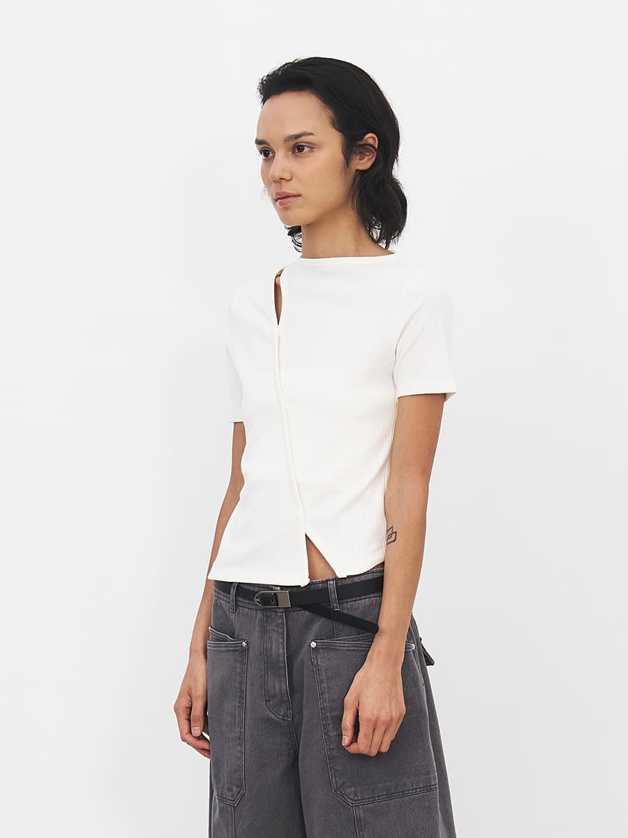 TFR DIAGONAL LINE CUT TOP_IVORY — vue 2