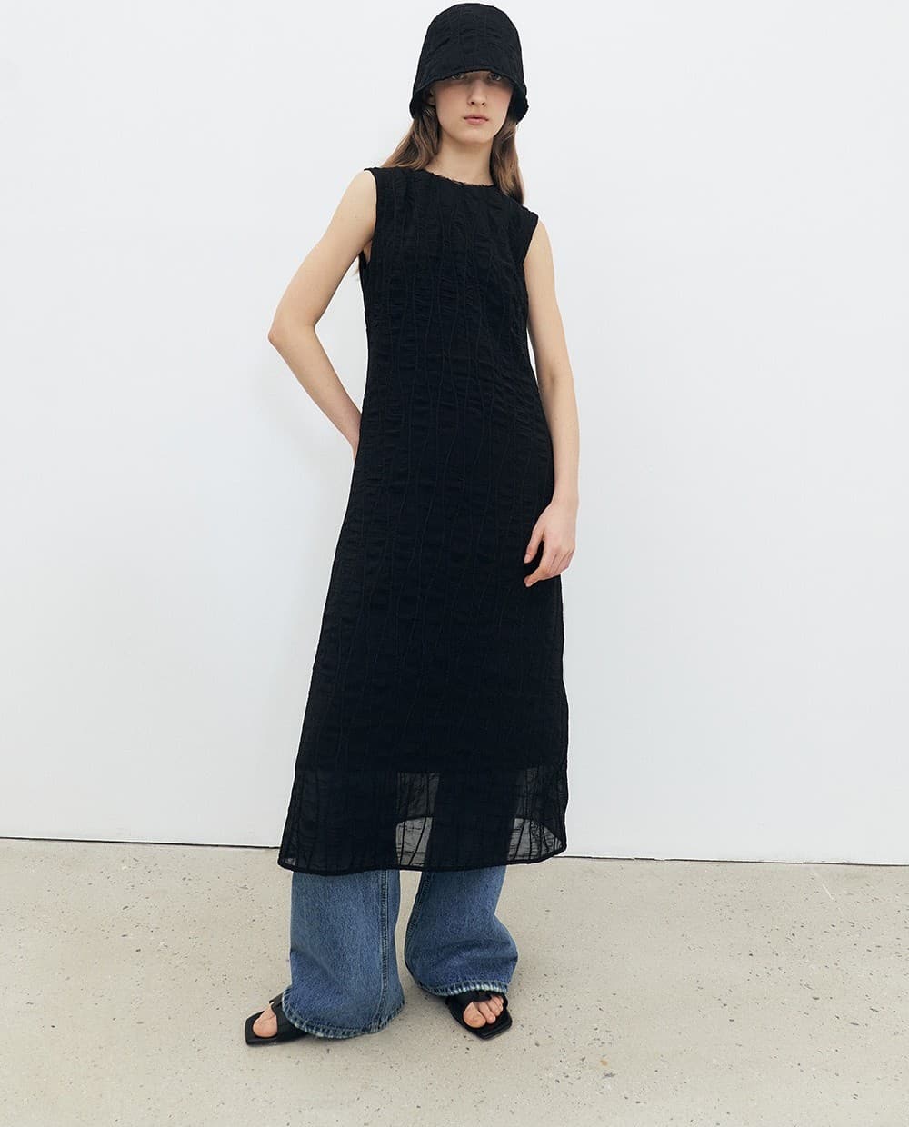 TFR SLEEVELESS NECK EDGE DRESS_BLACK — vue 8