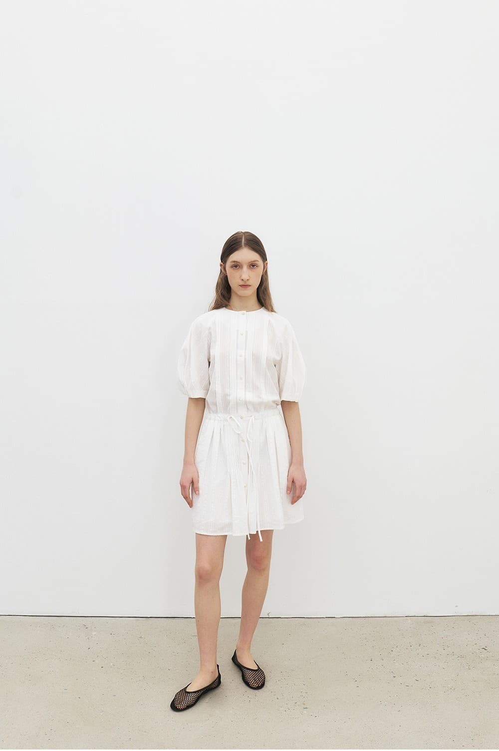 TFR PINTUCK MIDI DRESS_WHITE — vue 6