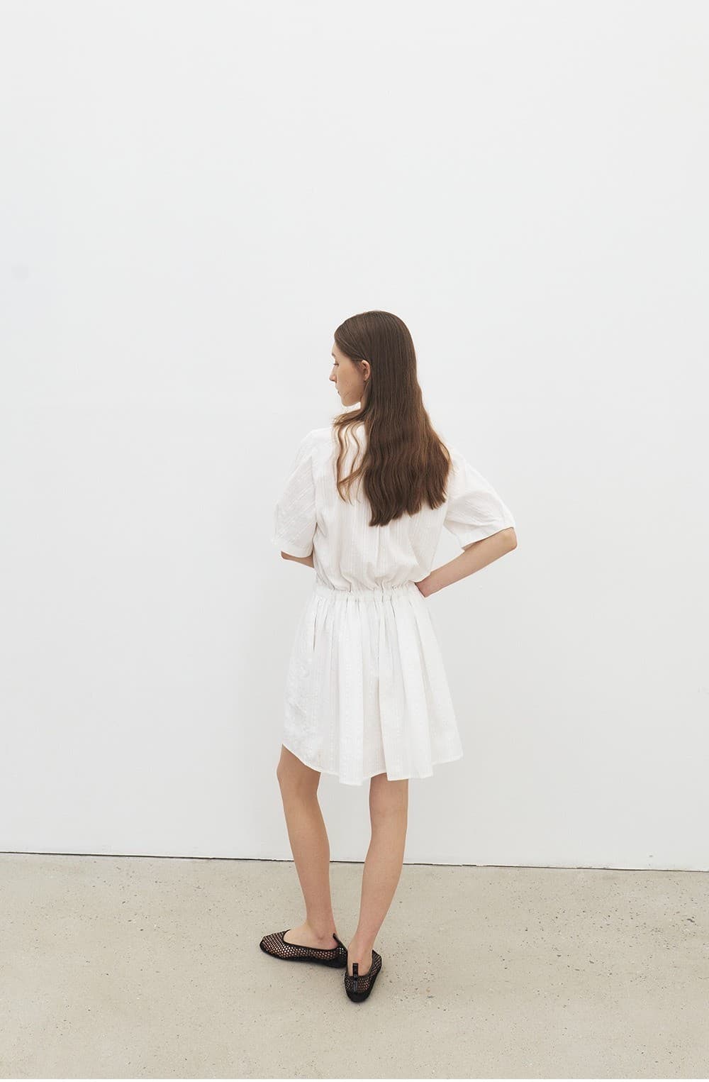 TFR PINTUCK MIDI DRESS_WHITE — vue 10