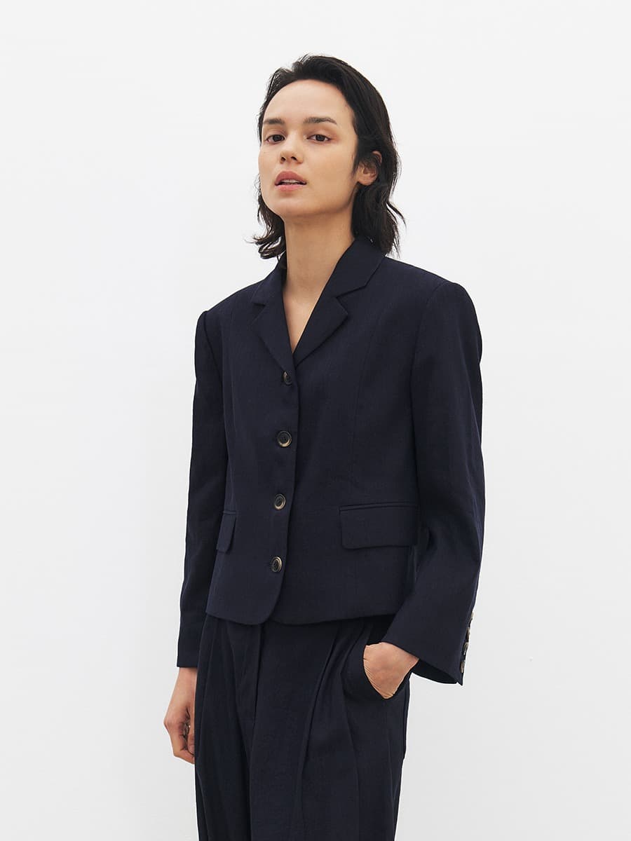 TFR LINEN CROP BLAZER_NAVY — vue 4