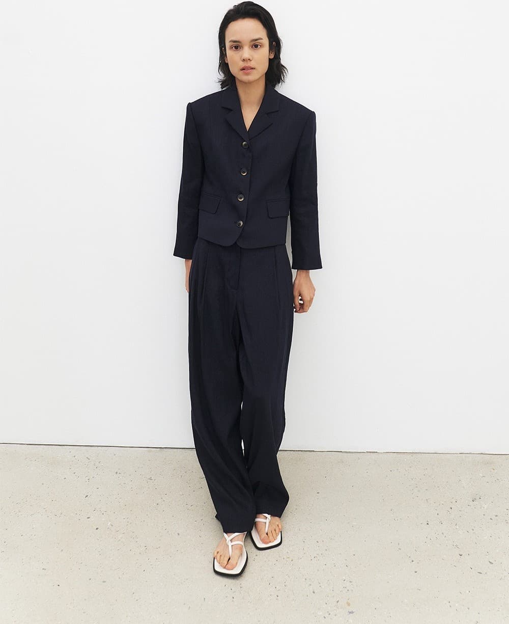 TFR LINEN CROP BLAZER_NAVY — vue 11