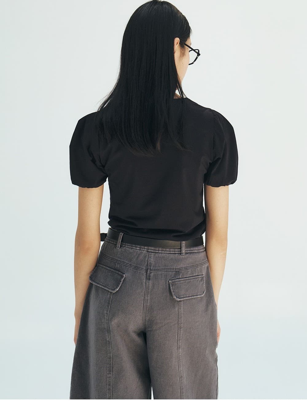 TFR SCOOP NECK PUFF SLEEVE TOP_BLACK — vue 8