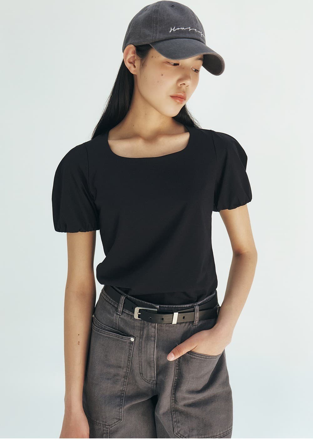 TFR SCOOP NECK PUFF SLEEVE TOP_BLACK — vue 9