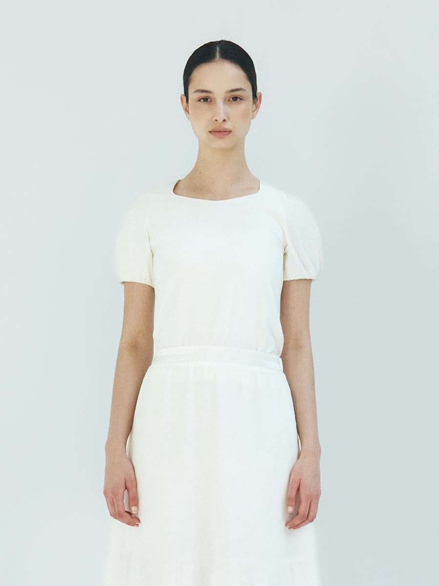 TFR SCOOP NECK PUFF SLEEVE TOP_WHITE — vue 1