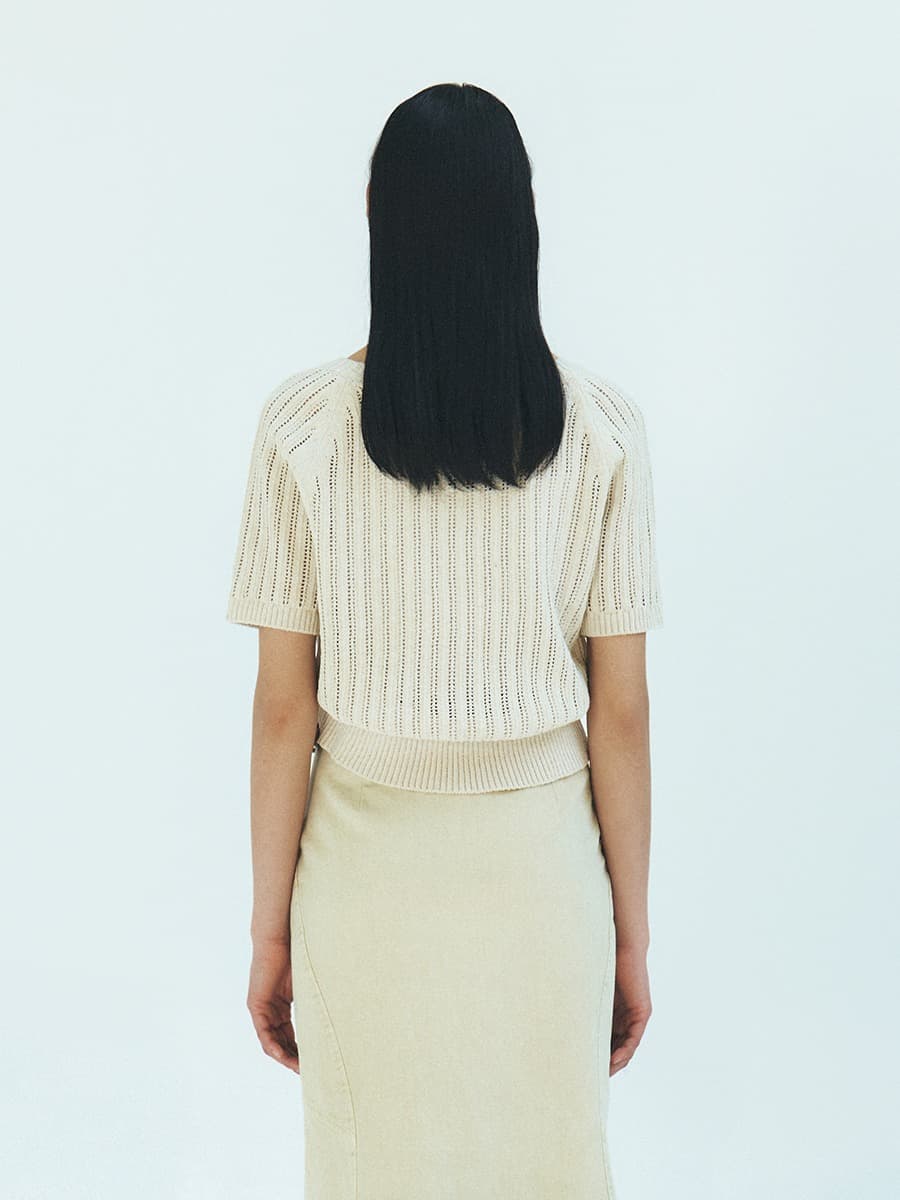 TFR ROUND NECK NETTED KNIT TOP_BEIGE — vue 3