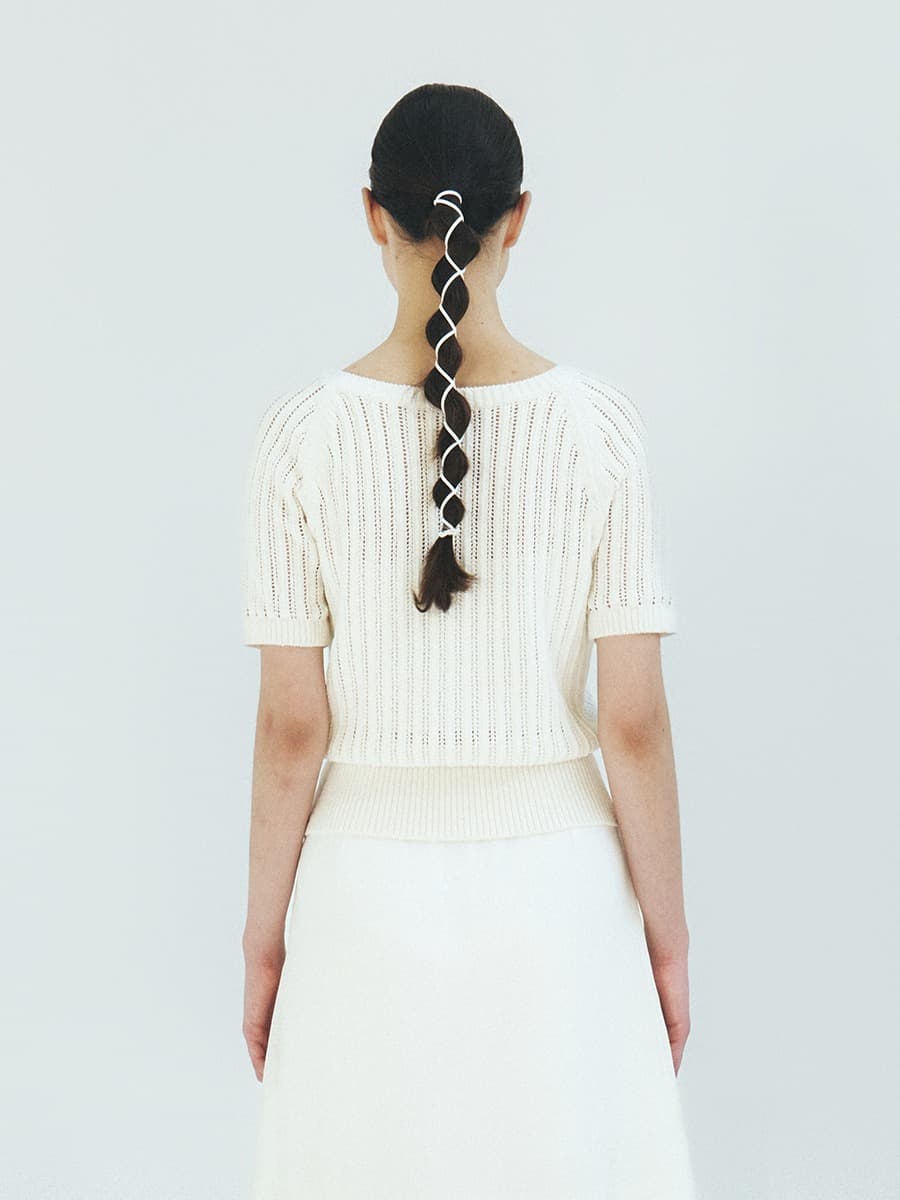 TFR ROUND NECK NETTED KNIT TOP_IVORY — vue 3