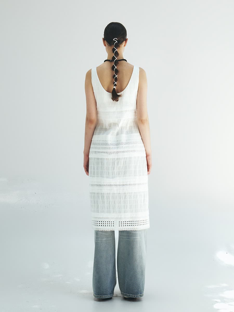TFR LACE SLEEVELESS DRESS_IVORY — vue 3