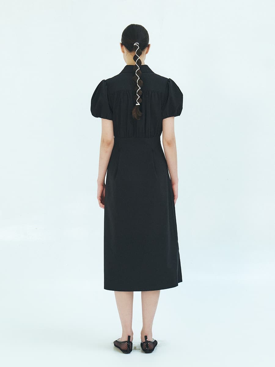 TFR DOUBLE BUTTON SHIRRING DRESS_BLACK — vue 3