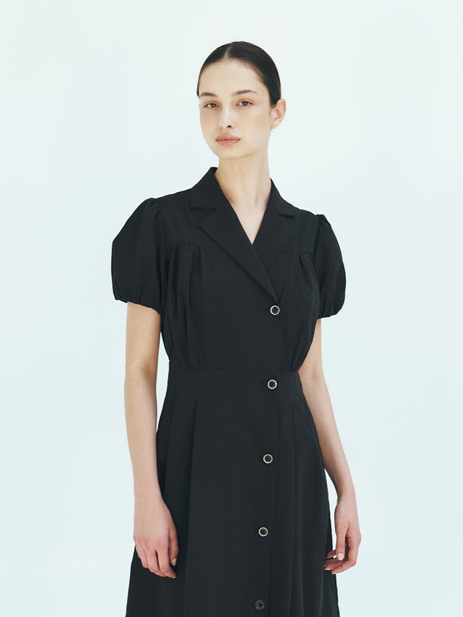 TFR DOUBLE BUTTON SHIRRING DRESS_BLACK — vue 4