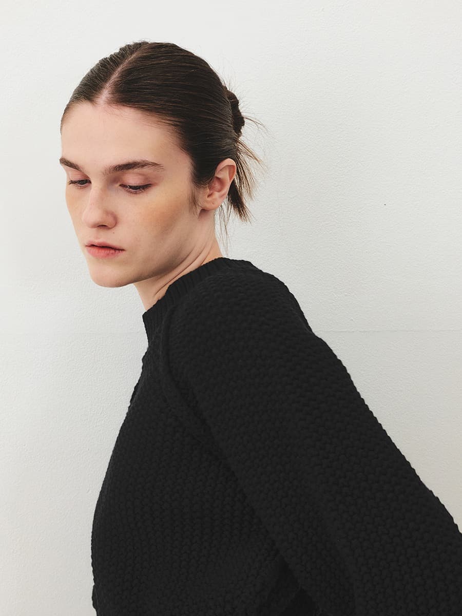 TFF VOLUME HANDMADE KNIT TOP_BLACK — vue 4