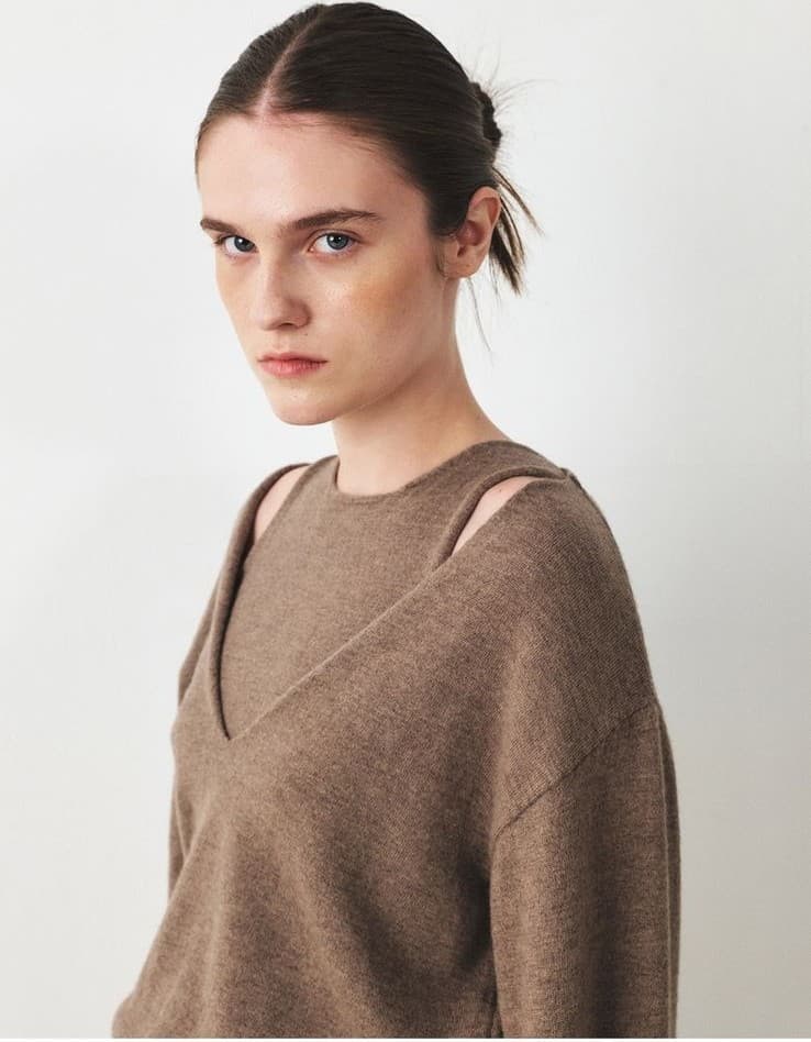 TFF DEEP V-NECK LAYERD KNIT TOP_L-BROWN — vue 10