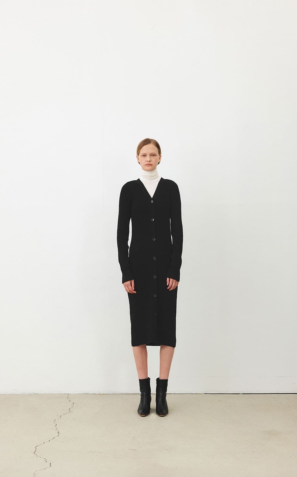 TFF BOUCLE BUTTON KNIT DRESS_BLACK — vue 5