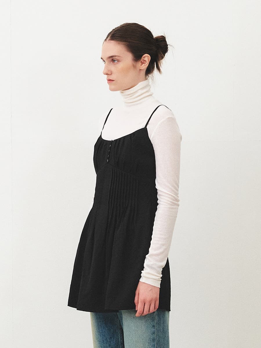 TFF PINTUCK SLEEVELESS SHORT DRESS_BLACK — vue 2