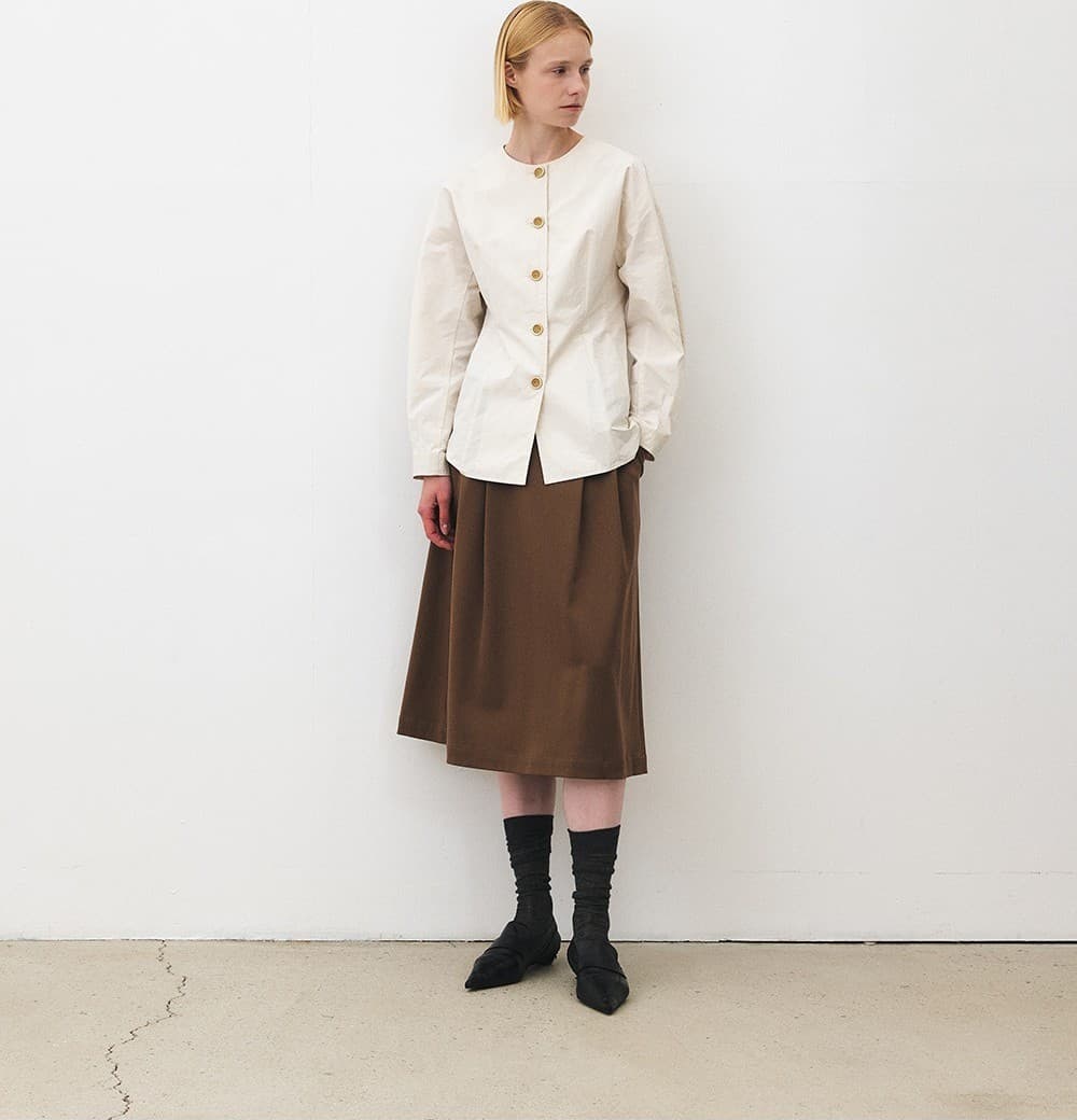 TFF ROUND NECK LINE BLOUSE_CREAM BEIGE — vue 7