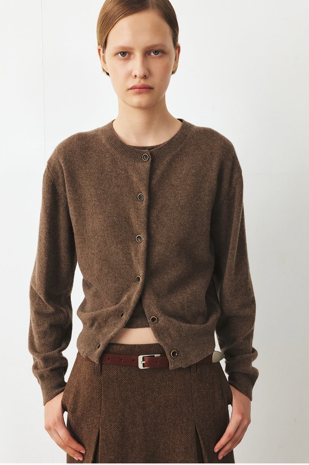 TFF HERRINGBONE WOOL TUCK SKIRT_BROWN — vue 6