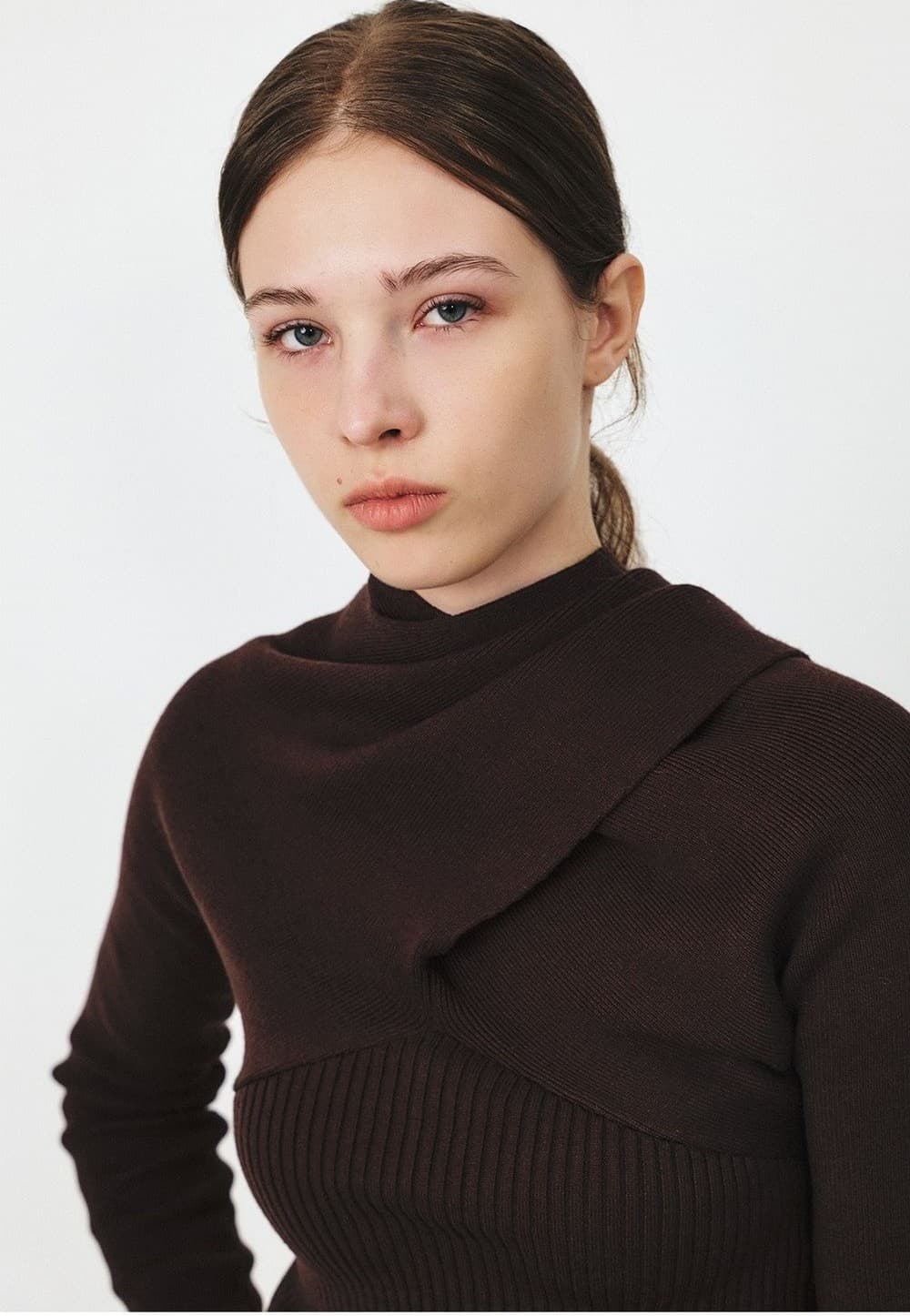 TFF DRAPED MUFFLER KNIT TOP_D-BROWN — vue 10