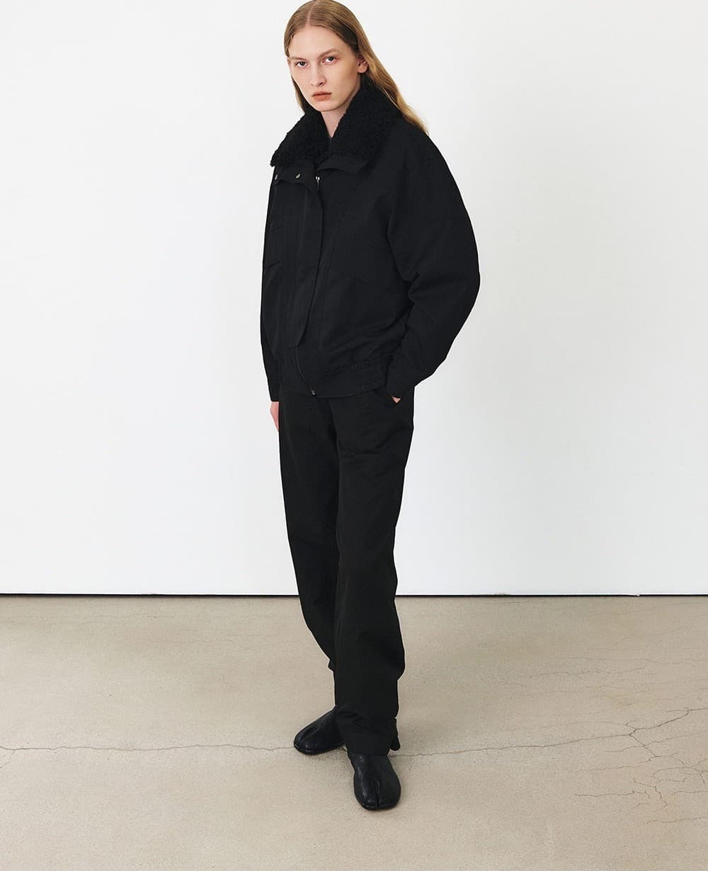 TFF DIVIDED FUR LAYER BOMBER_BLACK — vue 11