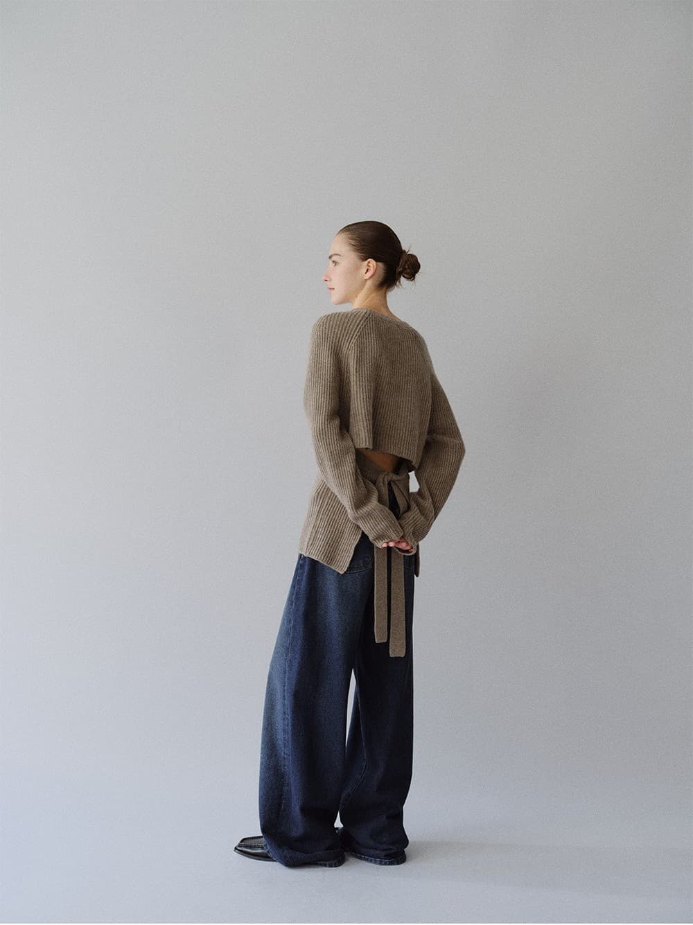TFW MERINO WOOL BACK OPEN KNIT TOP_ASH BROWN — vue 10