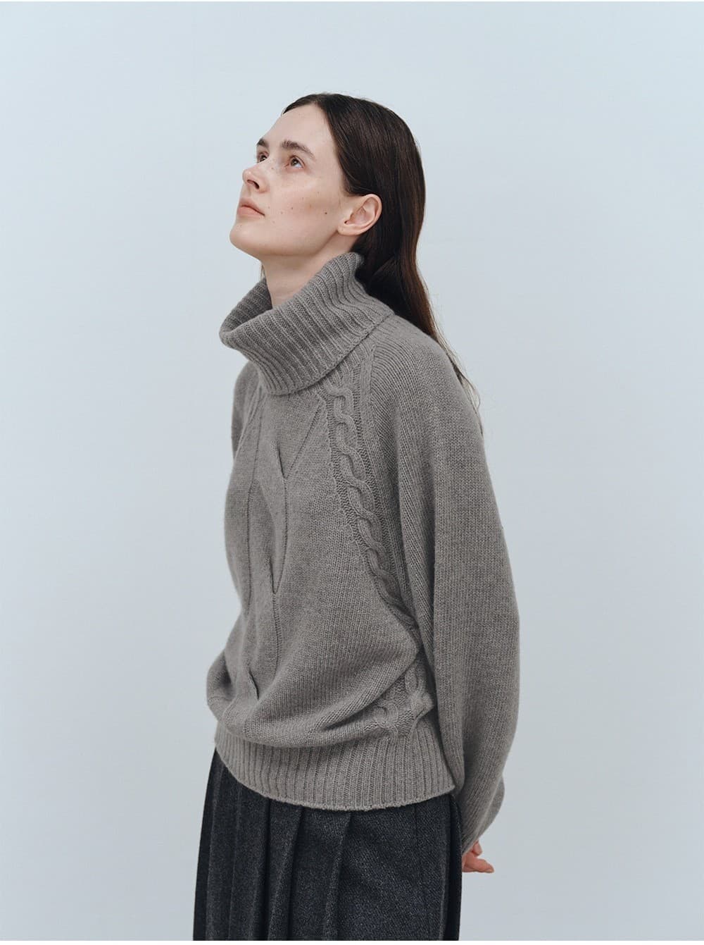 TFW RACCOON CABLE WHOLEGARMENT KNIT TURTLENECK TOP_GREY — vue 11