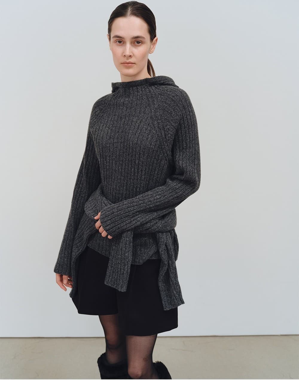 TFW WOOL HOODED RIBBED KNIT TOP_CHARCOAL — vue 8