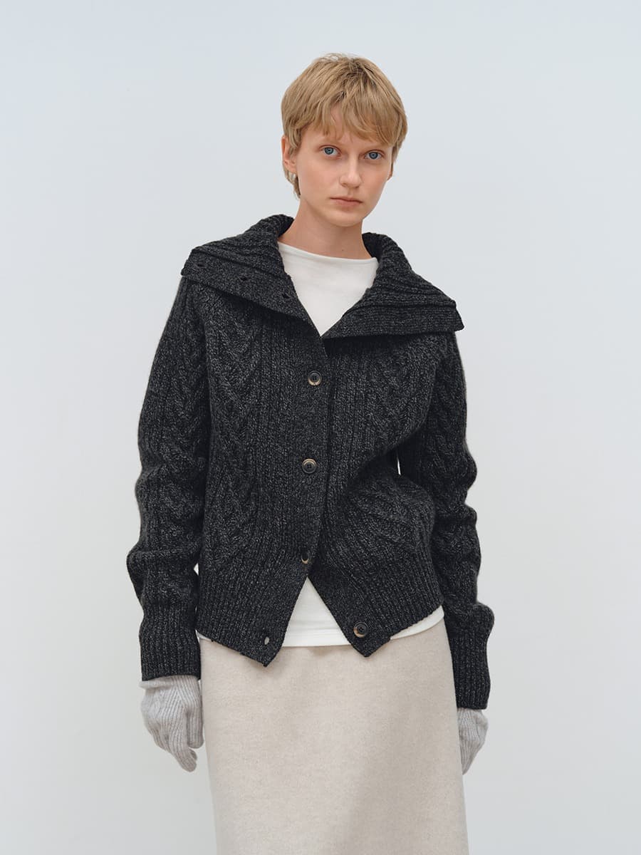 TFW WOOL TURTLENECK CABLE CARDIGAN_CHARCOAL — vue 2