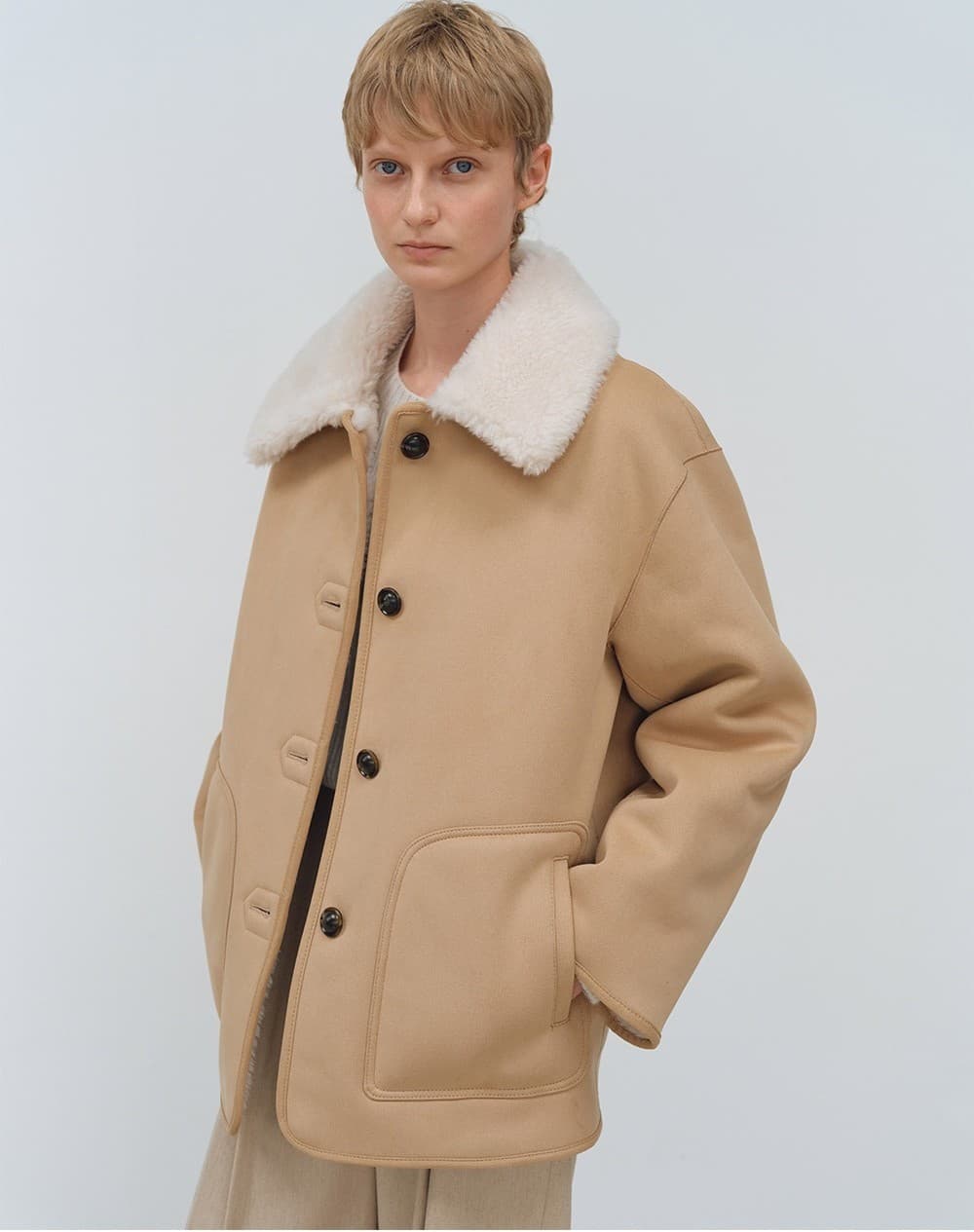 TFW REVERSIBLE SHEARING HALF COAT_BEIGE — vue 5