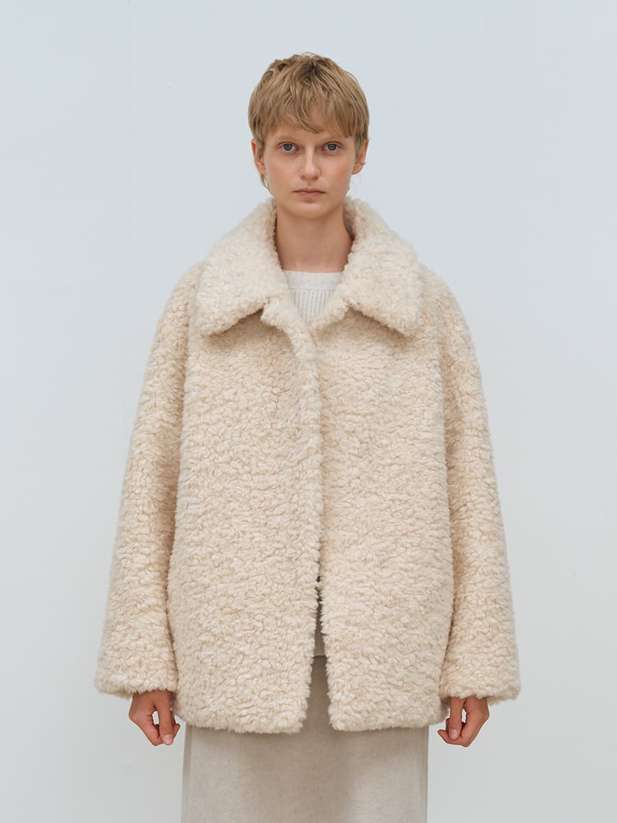 TFW COLLAR FLUFFY SHEARING JACKET_IVORY — vue 3